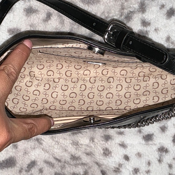 Black leather purse GUESS bag - Picture 5 of 6
